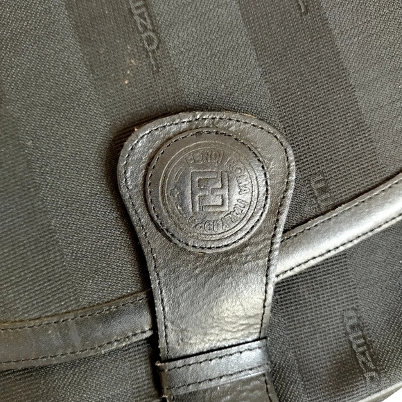 Vintage Fendi S.A.S. pequin ozmu stripe black crossbody bag - Picture 7 of 14